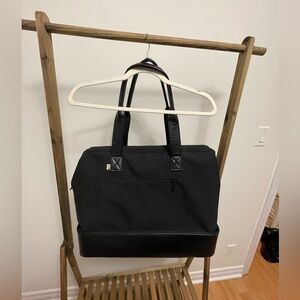 Black beis weekender